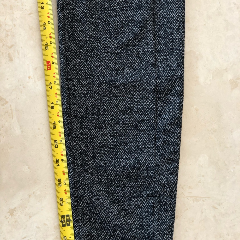 Athleta pull on pants size small - Picture 3 of 4